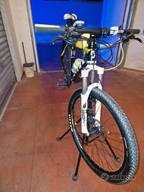 shott 770 SCALE syncros 