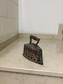 Ferro a carbone vintage