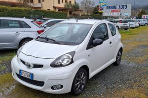 Toyota Aygo 1.0 12V VVT-i 3 porte Now Connect