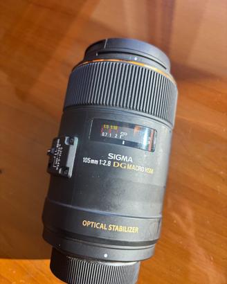 OBIETTIVO SIGMA 105mm F2.8 MACROEX attacco nikon