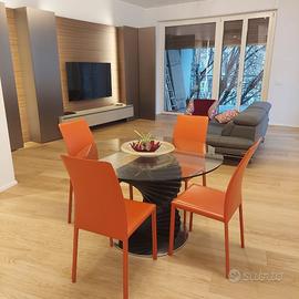 Tavolo rotondo in vetro