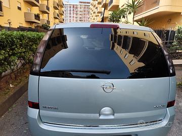 OPEL MERIVA 2009