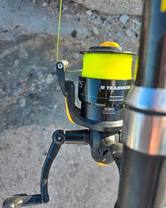 stock 2 canne e mulinello da surfcasting 