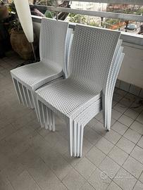 8 sedie da esterno/interno, prezzo cadauna.