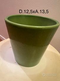 Elegante Vaso Smaltato Verde per Interni