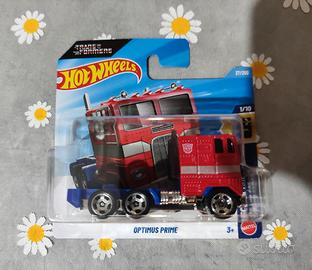 Hot Wheels Optimus Prime Commander