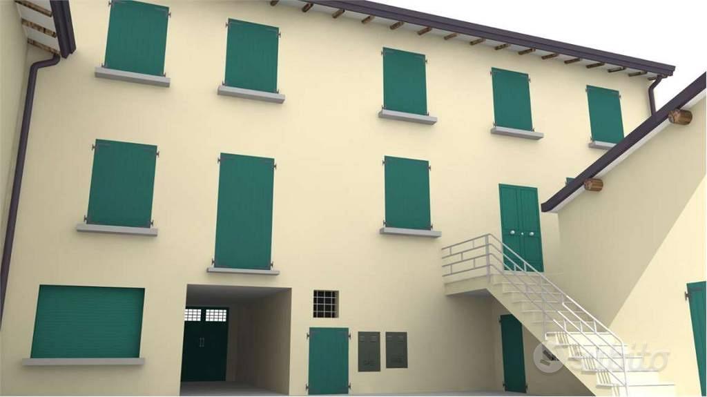 Appartamento di 120 m² con più di 5 locali a Reggi - Vista 3