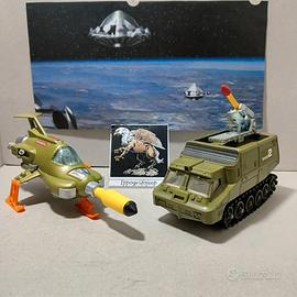 Dinky Toys Interceptor + Shado 2 UFO set originali