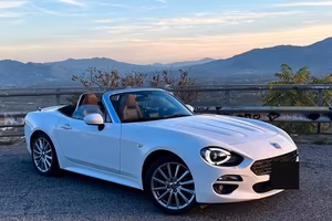 Fiat 124 Spider Lusso AT6 2018 - 102.000 km