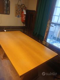 tavolo  in legno 