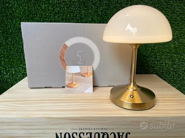 Lampada led in vetro a forma di fungo