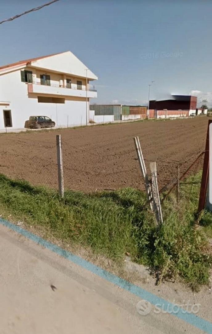 Terreno fronte strada 1284 mq - Altro