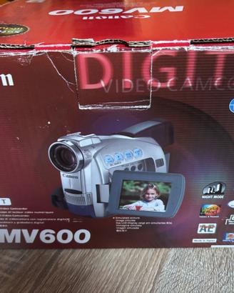 Videocamera Canon mv600