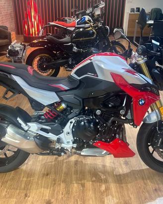 BMW F 900 R Abs