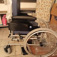 carrozzina ortopedica per casa