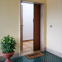 Stanze per studentesse/lavoratrici arredato