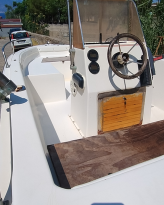 Barca open 4,90 MT Navalplastica