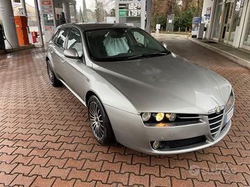 Alfa Romeo 159 1.9 JTDm 150CV Sportwagon Progressi