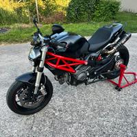 Monster 796
