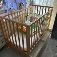 Lettino per bambini in legno
