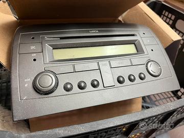 Autoradio originale lancia y