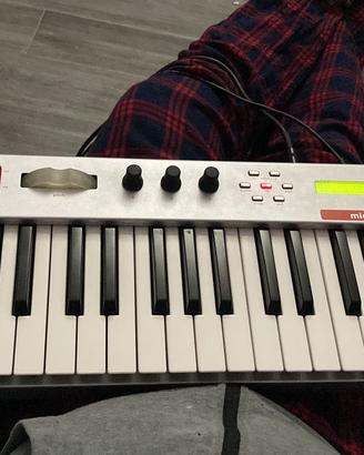 Alesis Micron