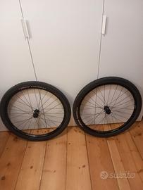 Ruote mountain bike miche xm45 da 29 in alluminio 