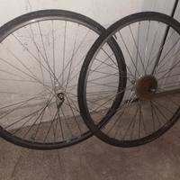 Coppia cerchi bicicletta corsa