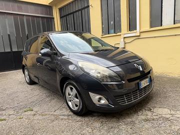 Renault Scenic 1.6 dci Luxe 130cv