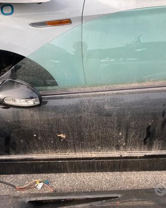 Porta sx mercedes CLK anno 2002