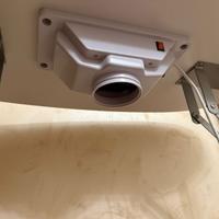 tavolo per estetiste con aspiratore incluso