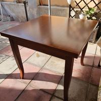 Tavolo in legno massello 100x100 allungabile