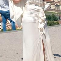 vestito da sposa in raso color avorio