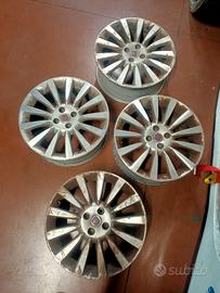 Cerchi in lega da 17 Fiat Bravo 