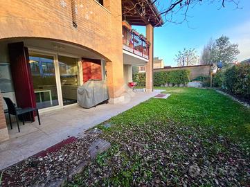 3 LOCALI A PESCANTINA