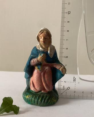 Statuina presepe madonna carta pesta