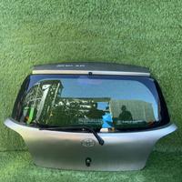 PORTELLONE POSTERIORE COMPLETO TOYOTA Yaris Serie