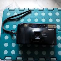 Macchina fotografica anni 80 Fuji.
