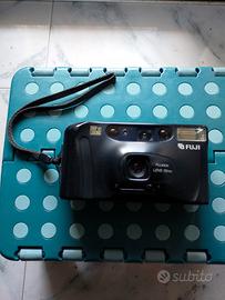 Macchina fotografica anni 80 Fuji.