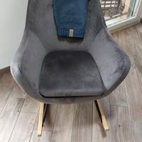 Poltrona in velluto grigia