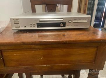 Lettore DVD Onkyo DV-SP505 completo di telecomando