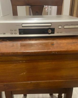 Lettore DVD Onkyo DV-SP505 completo di telecomando