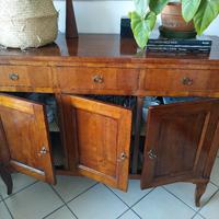Credenza in ciliegio fatta con legno vecchio