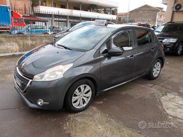 Peugeot 208 1.4 HDi 68 CV 5 porte Allure