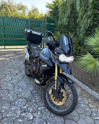 Thriumph Tiger 800