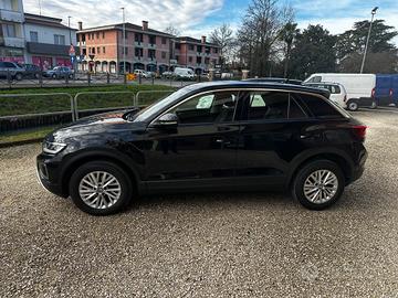 Volkswagen T-Roc 1.0 TSI Life