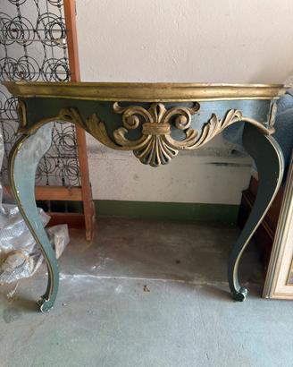 Consolle stile barocco con piano in marmo sagomato