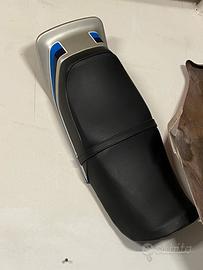 Sella e codino CB400 N