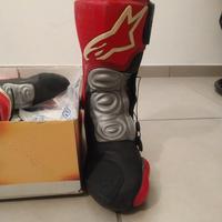 Tuta due pezzi+ stivali. Prezzo trattabile