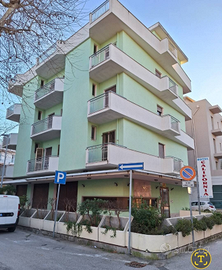 Hotel 24 camere 3 stelle annuale